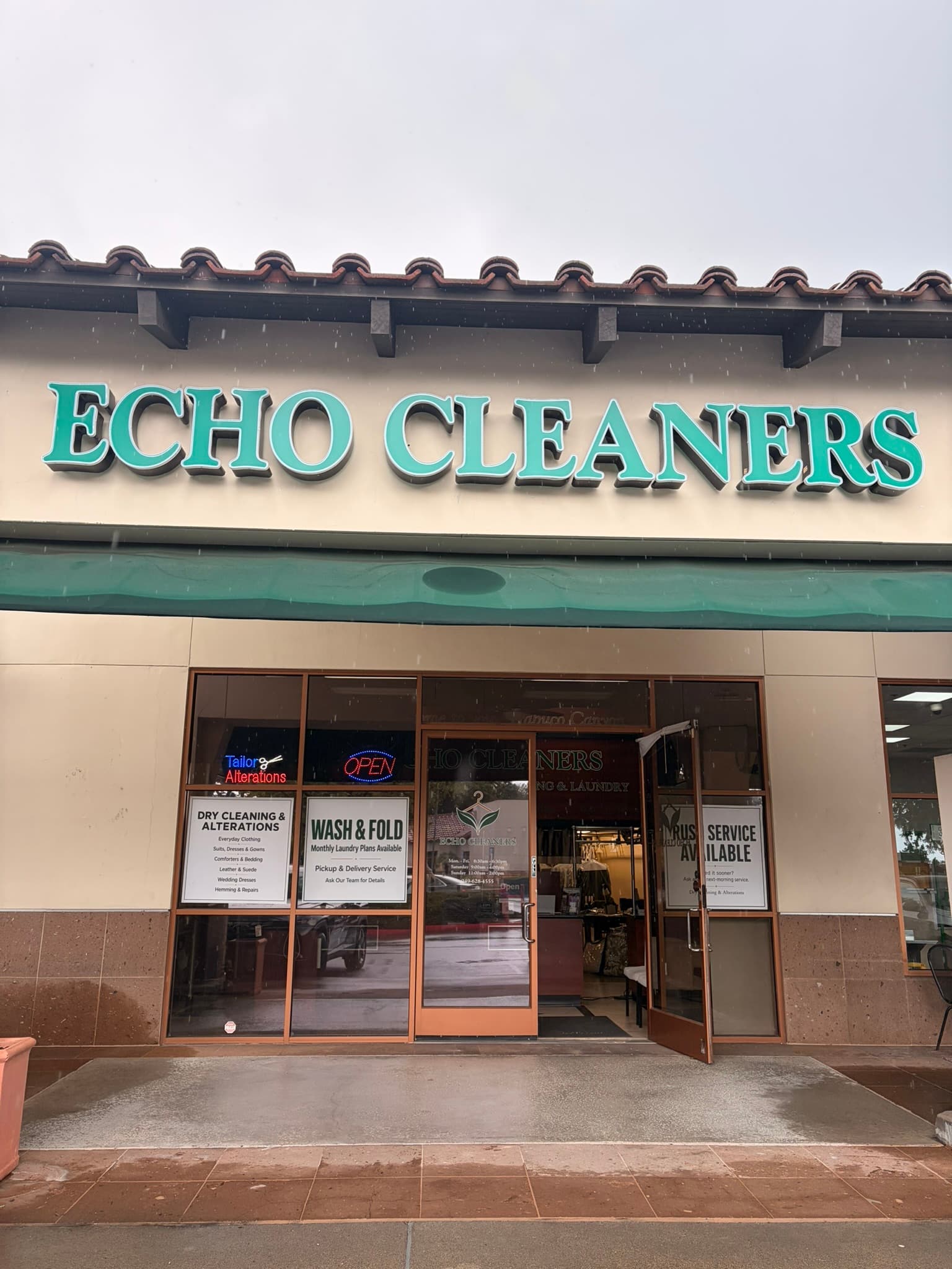Echo Cleaners storefront in Trabuco Canyon