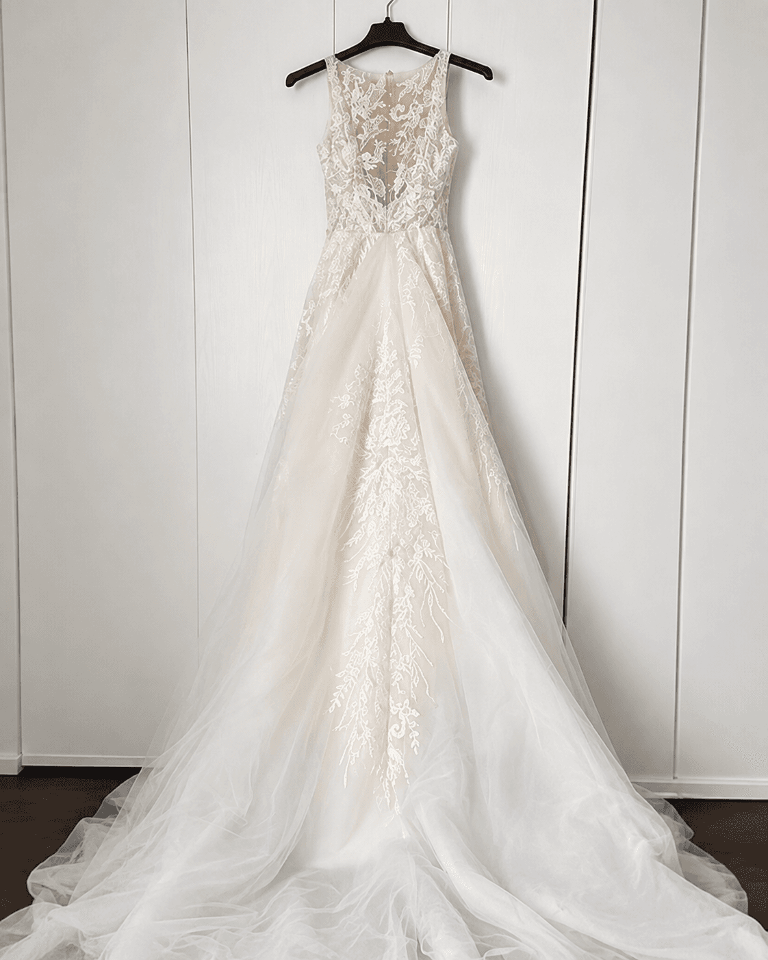 Dress before length alteration
